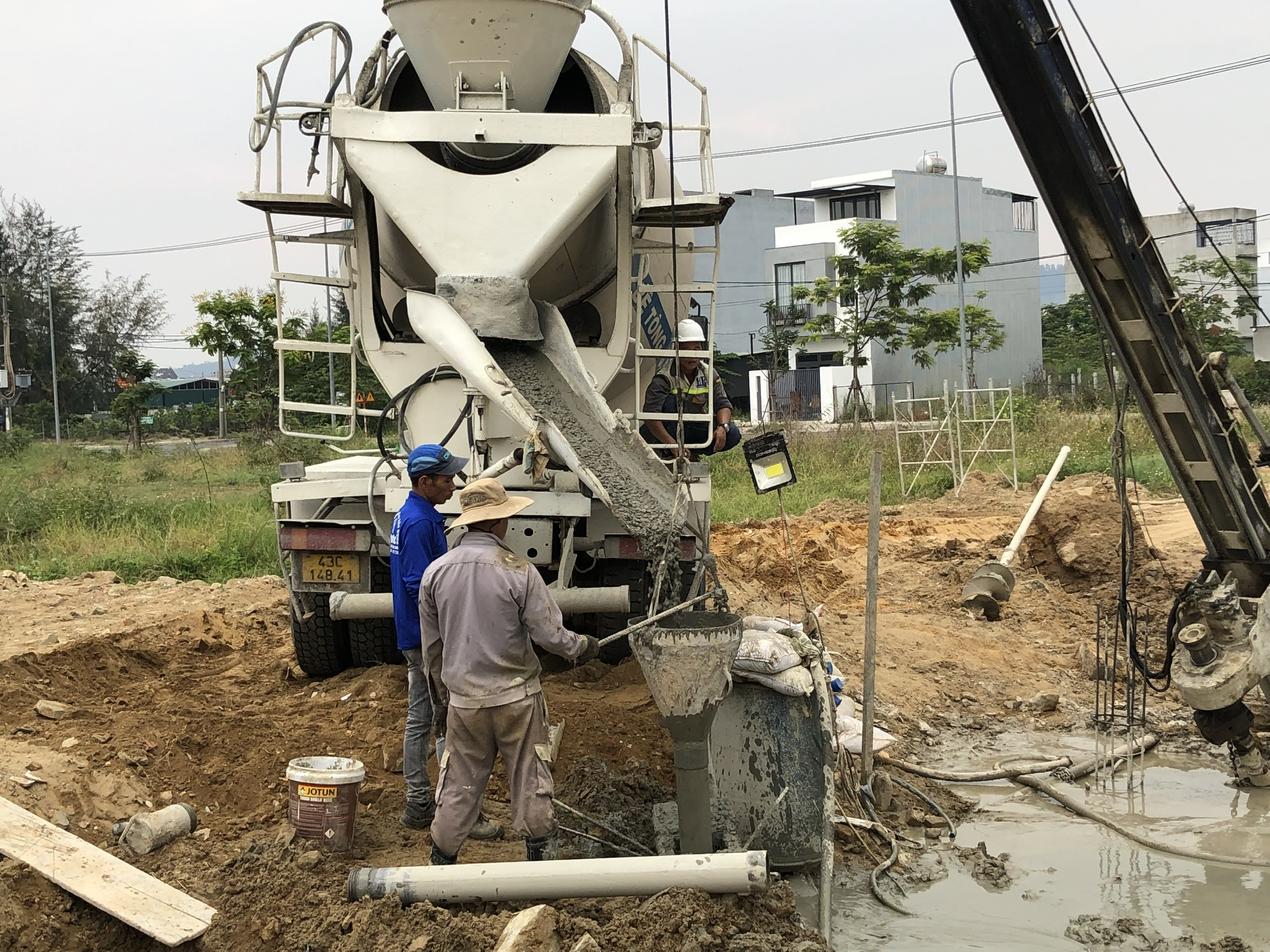 Thi công cọc khoan nhồi nhà phố tại Đà Nẵng